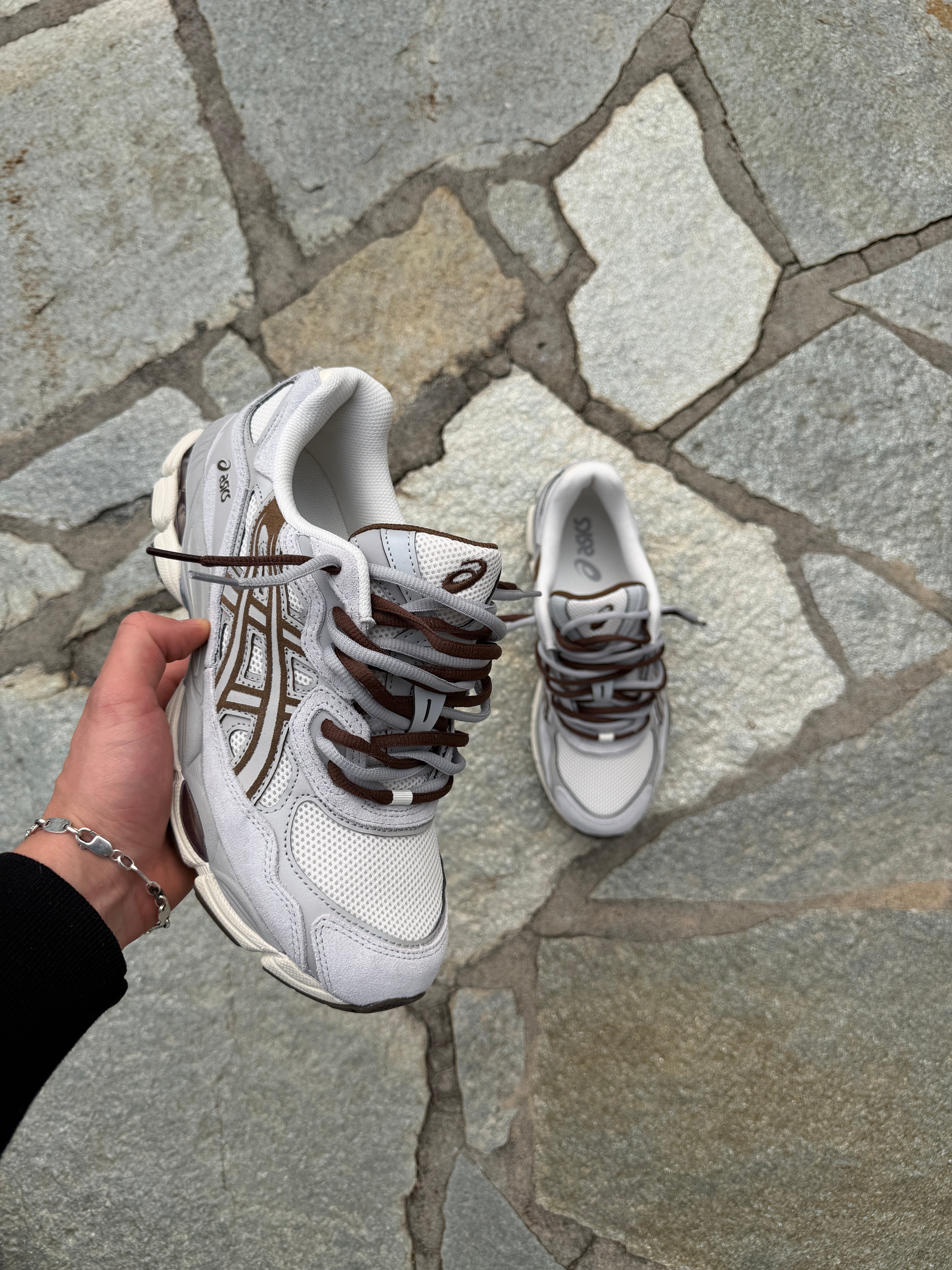 Asics Gel NYC Cream/Cement Grey